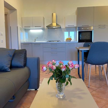 Apartments Terranova โรวีน ภายนอก รูปภาพ
