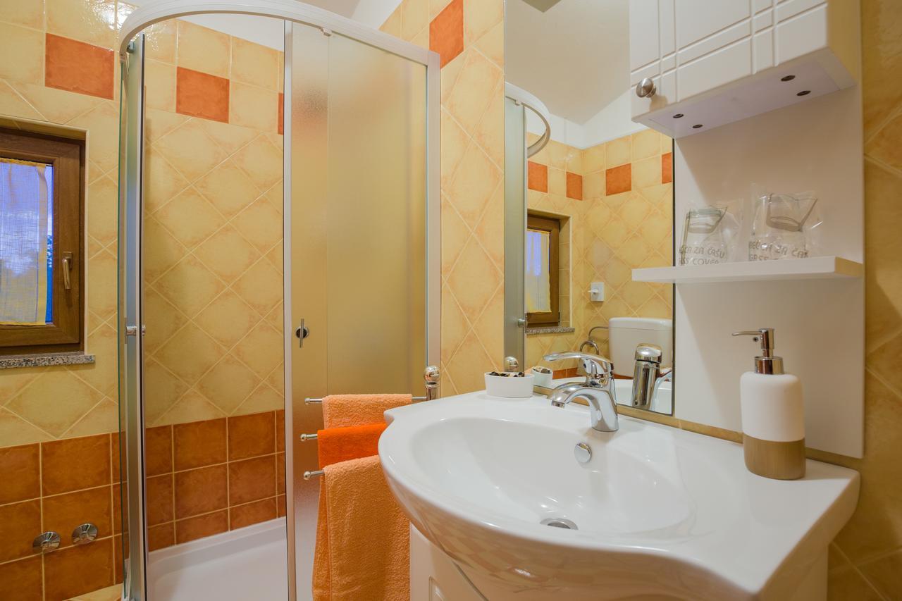 Apartments Terranova โรวีน ภายนอก รูปภาพ